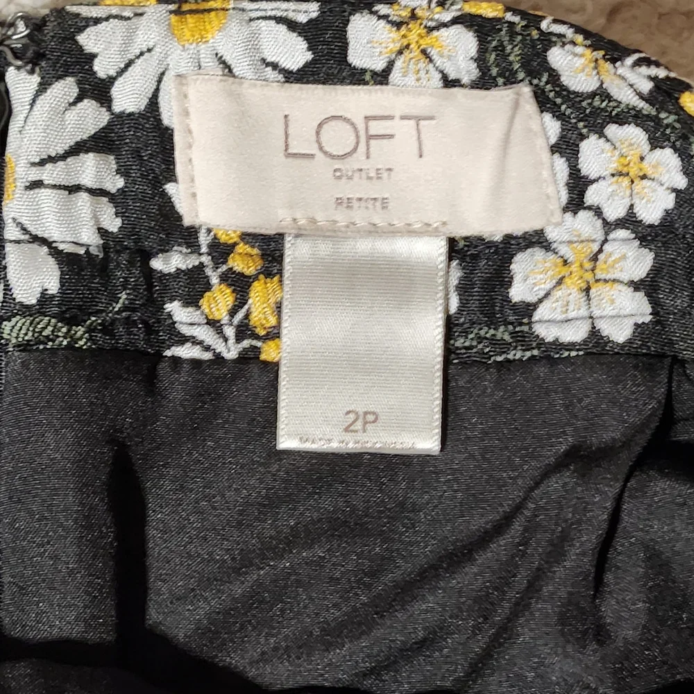 Loft Floral Jacquard Mini Skirt  Womens Sz 2P Tapestry Black Yellow Daisys Lined